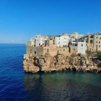 POLIGNANO premiata da Booking.com  POLIGNANO premiata da Booking.com